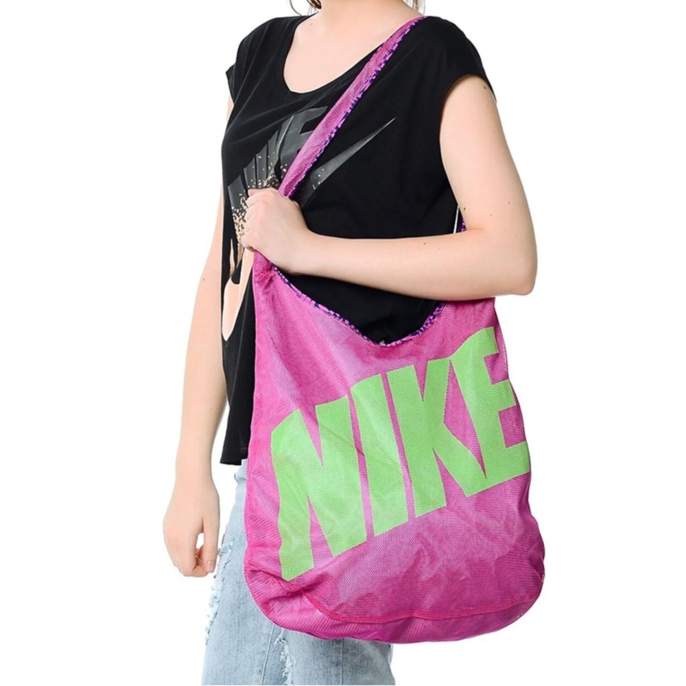 •NIKE•NWOT REVERSIBLE FUSHIA & NAVY MESH NEON GREEN GRAPHIC LOGO GYM BAG